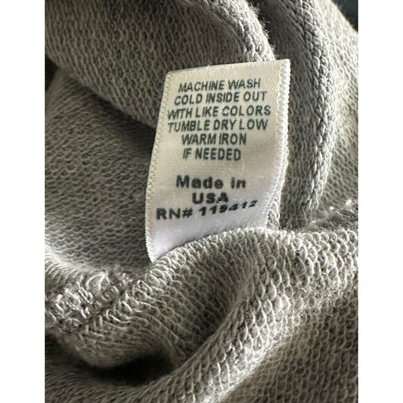 Monrow + Soul Cycle Rainbow Embroidered Crewneck Lightweight Gray Shirt Small - Picture 9 of 9